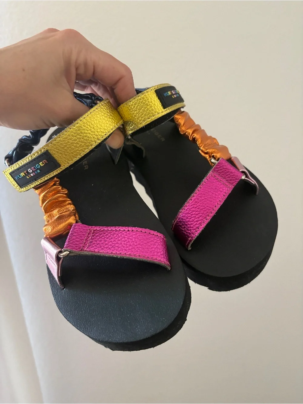 KURT GEIGER Kids Mini Orion Metallic Colorblock Platform Sandals 33/2M